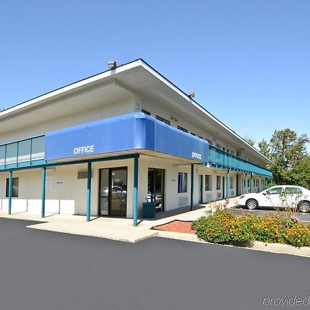 Americas Best Value Inn Battle Creek Extérieur photo