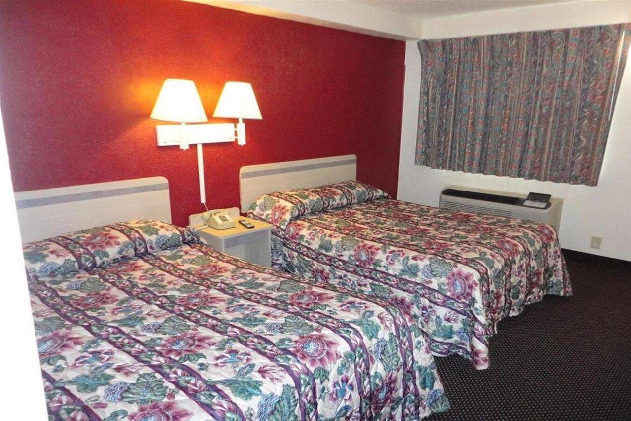 Americas Best Value Inn Battle Creek Extérieur photo