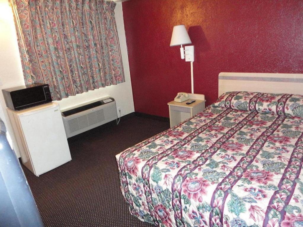 Americas Best Value Inn Battle Creek Chambre photo